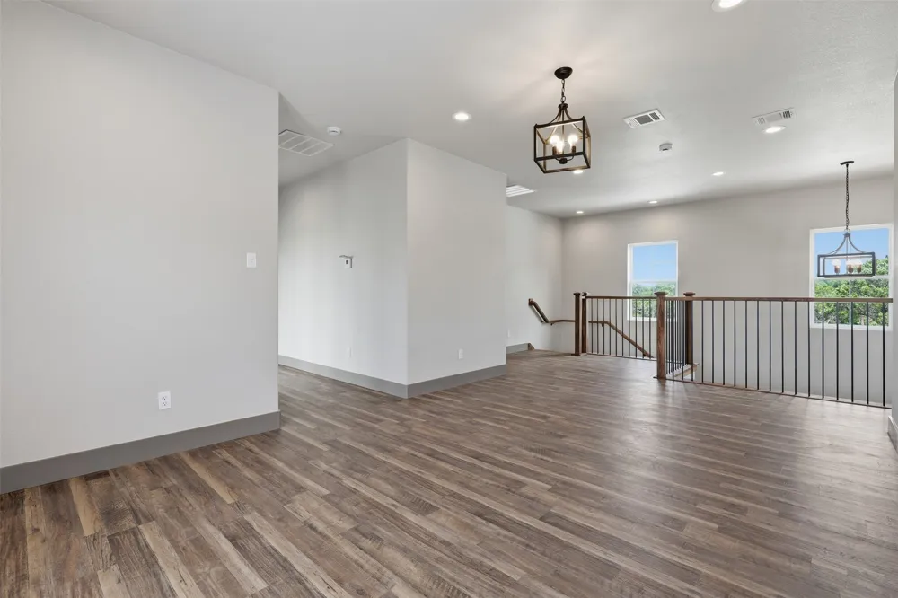 9117 Old Wagon Trail Rio Vista, TX 76093