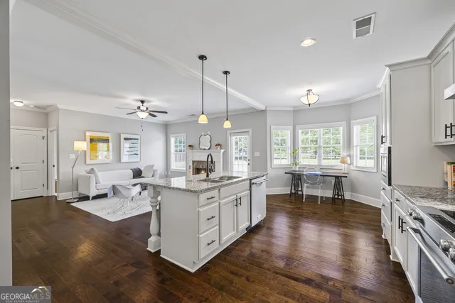 1265 Eden AVE Bogart, GA 30622