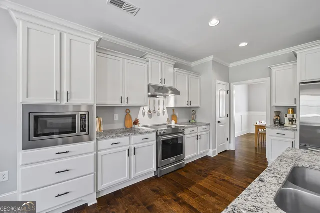 1265 Eden AVE Bogart, GA 30622
