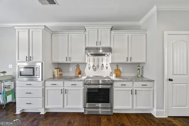 1265 Eden AVE Bogart, GA 30622