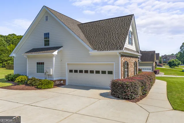 1265 Eden AVE Bogart, GA 30622