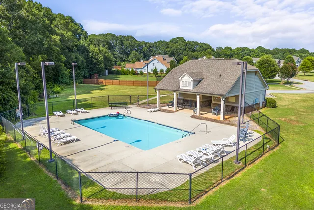1265 Eden AVE Bogart, GA 30622