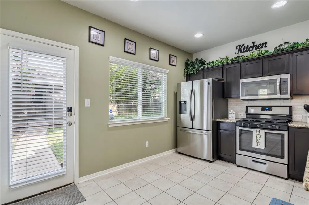 151 Friendship Oak Drive San Marcos, TX 78666