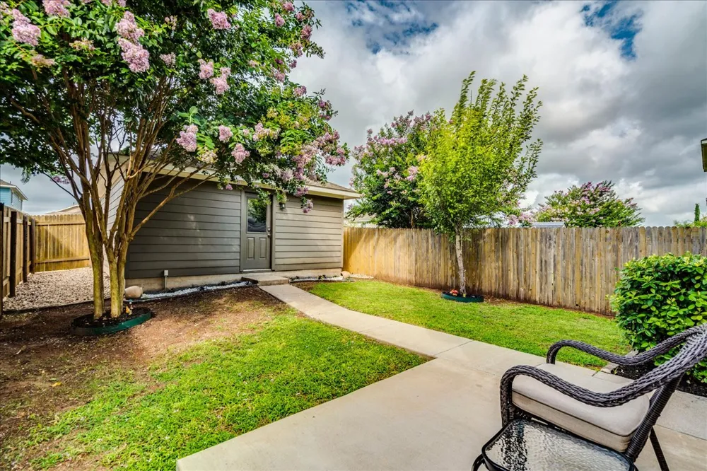 151 Friendship Oak Drive San Marcos, TX 78666