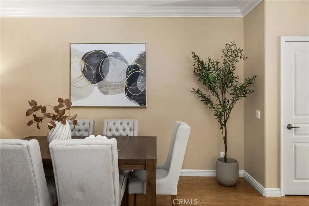 125 Chantilly Irvine, CA 92620