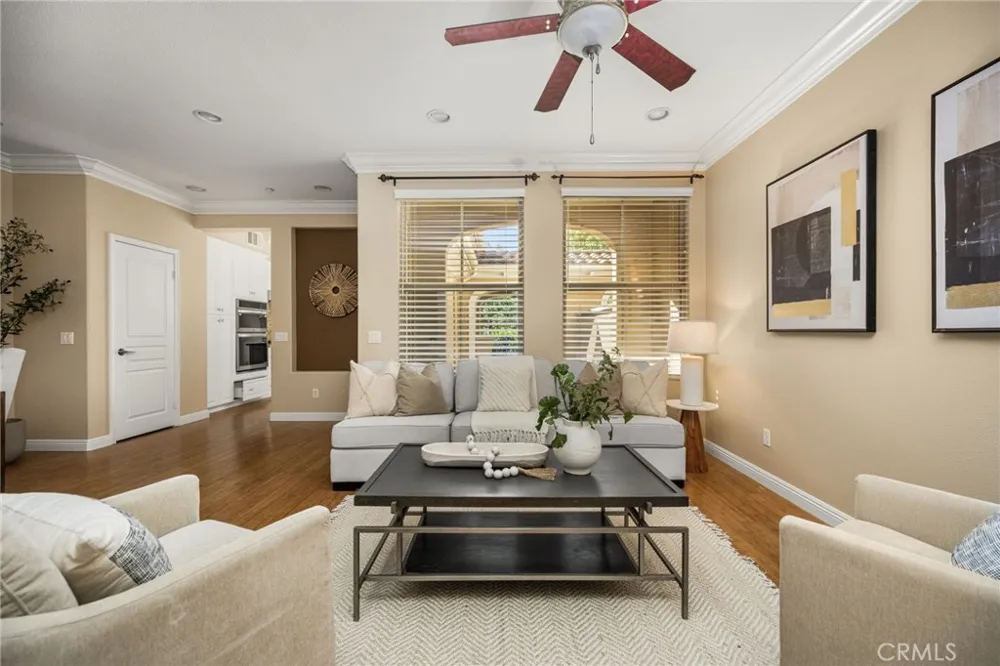 125 Chantilly Irvine, CA 92620