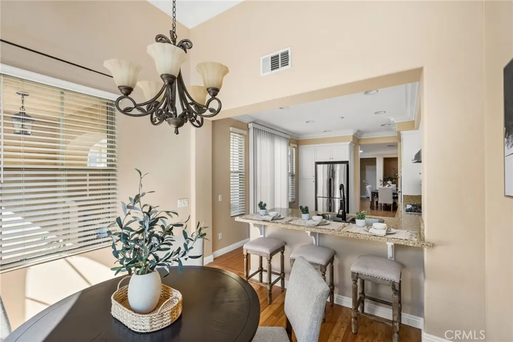 125 Chantilly Irvine, CA 92620