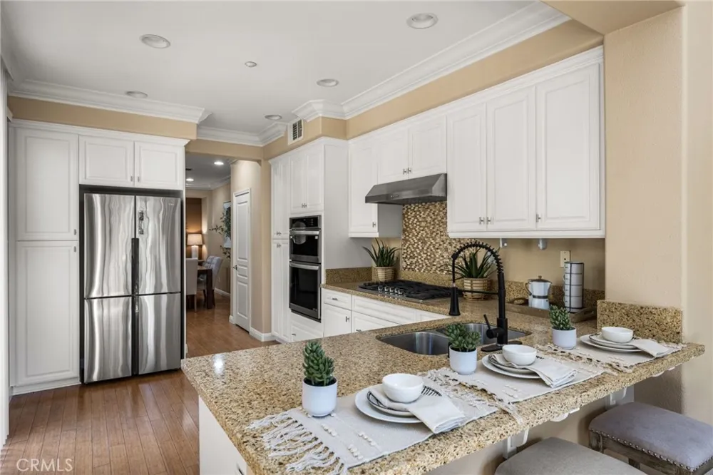 125 Chantilly Irvine, CA 92620