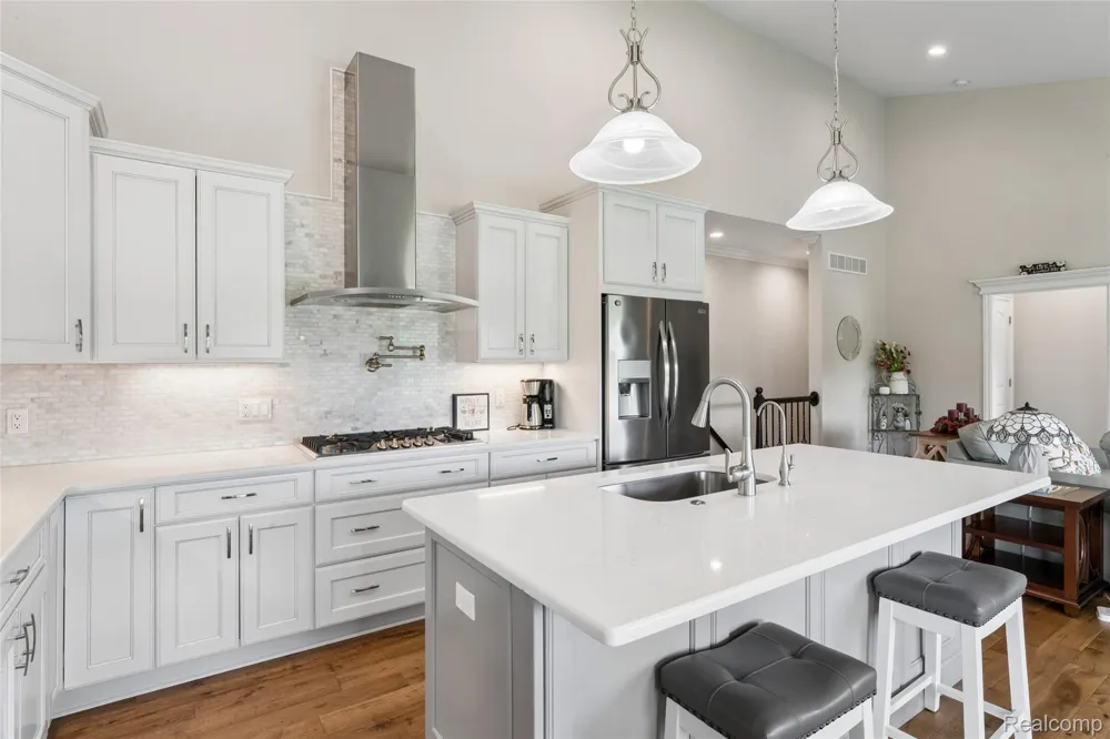 4800 Chestnut Springs Drive Genoa Township, MI 48843