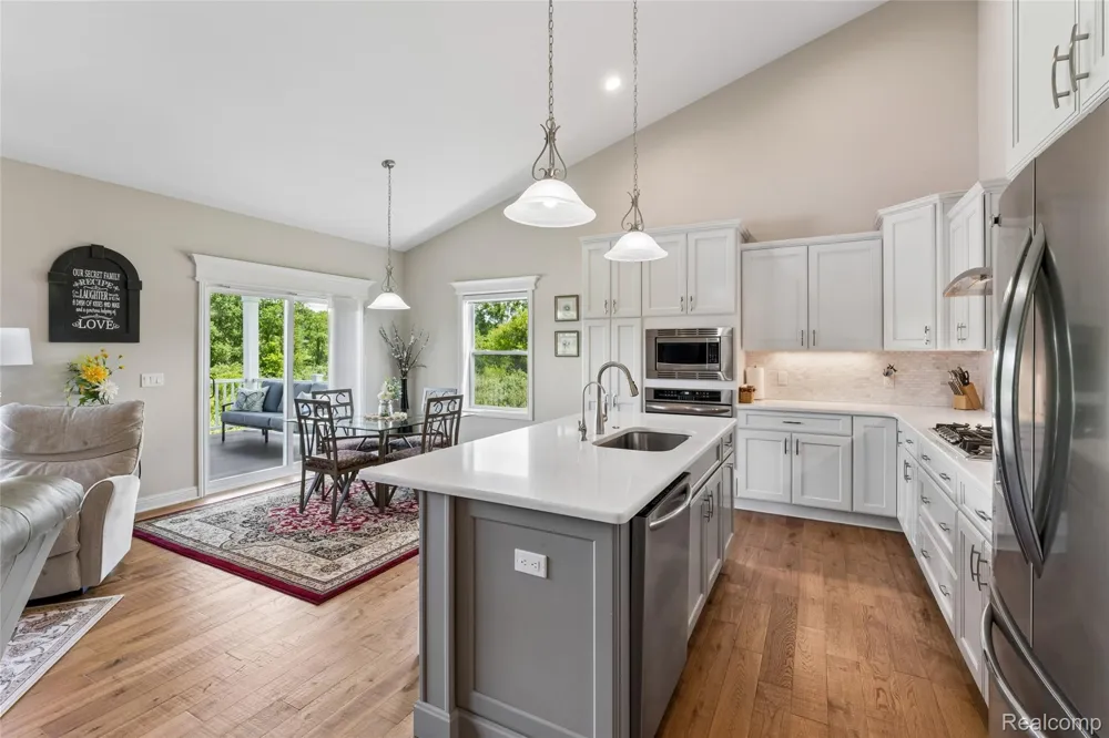 4800 Chestnut Springs Drive Genoa Township, MI 48843