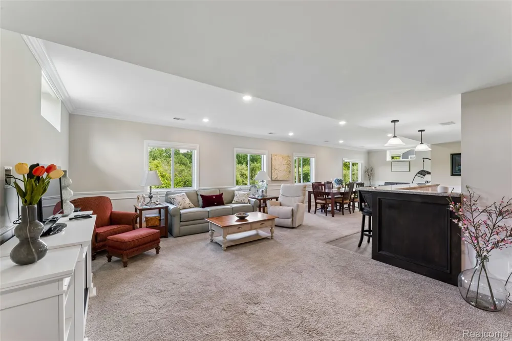 4800 Chestnut Springs Drive Genoa Township, MI 48843