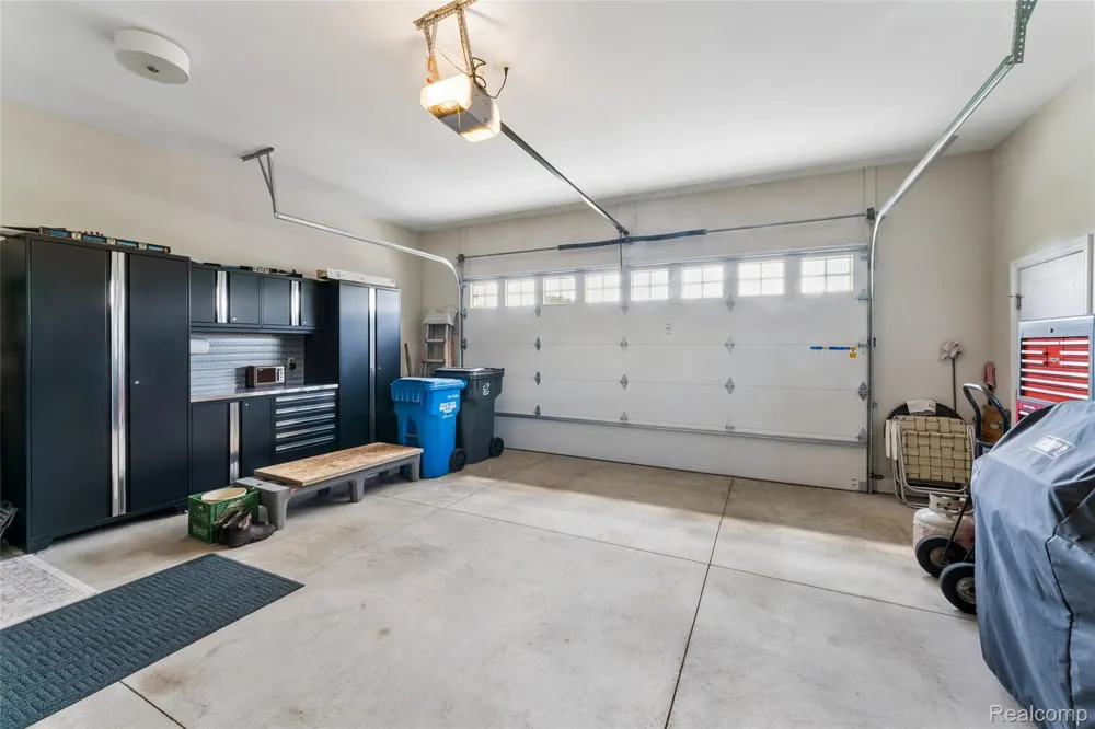 4800 Chestnut Springs Drive Genoa Township, MI 48843