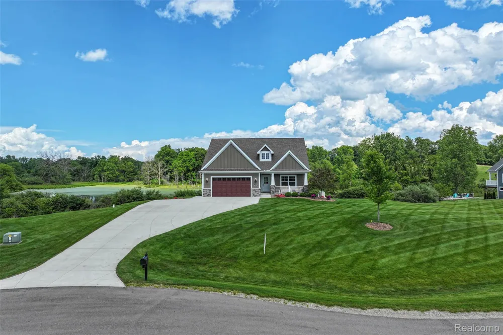 4800 Chestnut Springs Drive Genoa Township, MI 48843