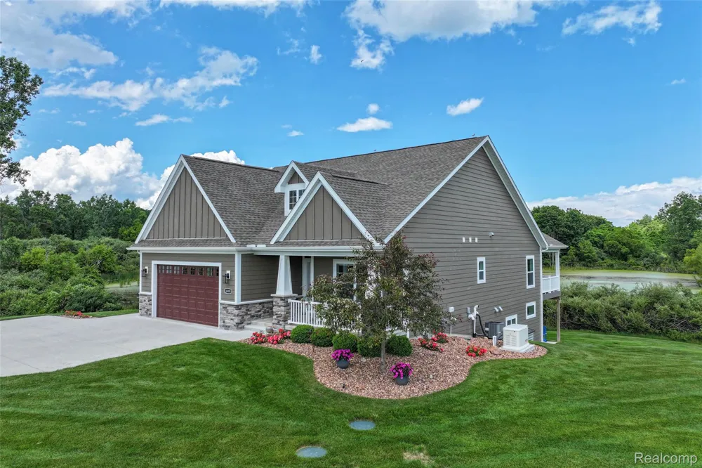 4800 Chestnut Springs Drive Genoa Township, MI 48843