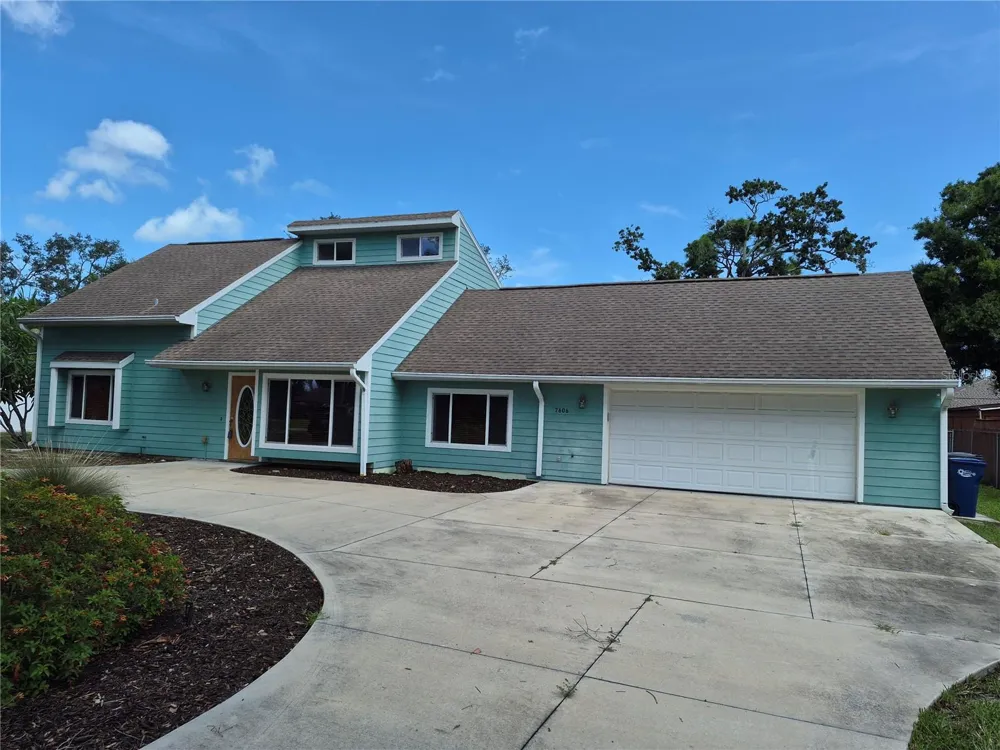 7606 15TH AVENUE NW Bradenton, FL 34209