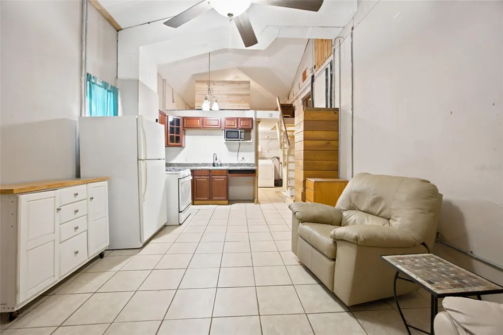 5762 S AGNEW ROAD Belleview, FL 34420