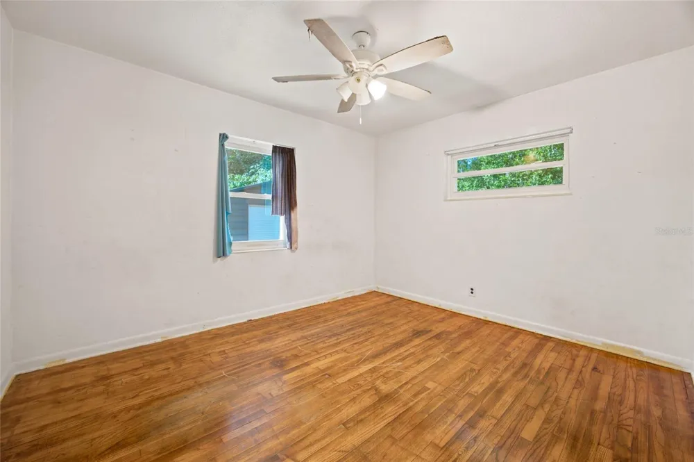 5762 S AGNEW ROAD Belleview, FL 34420