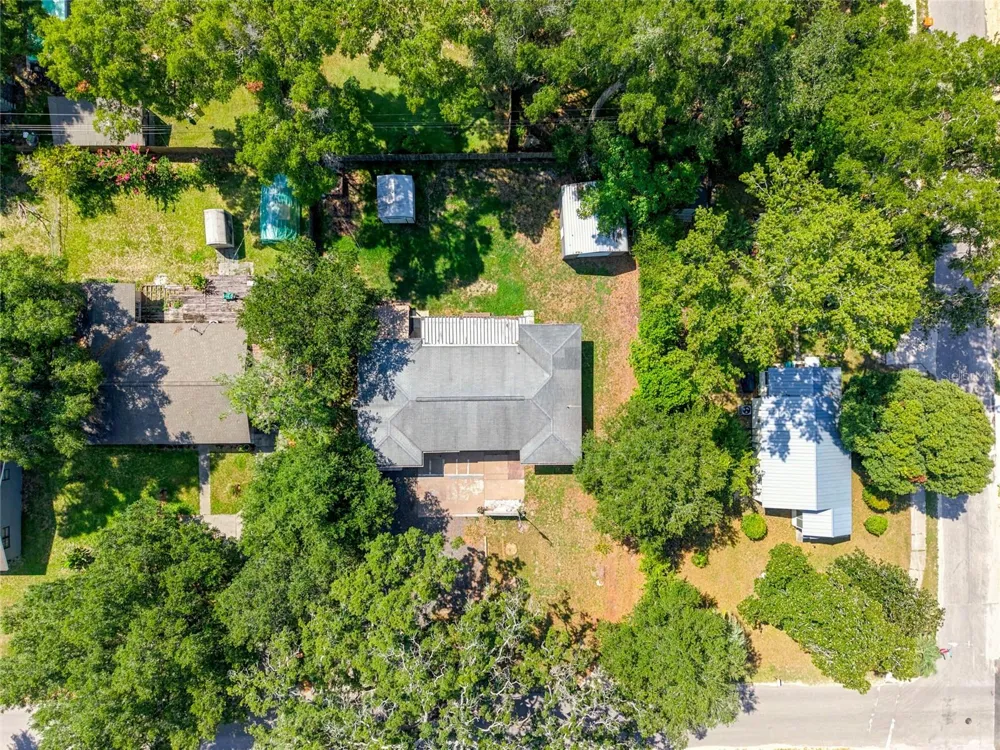 5762 S AGNEW ROAD Belleview, FL 34420