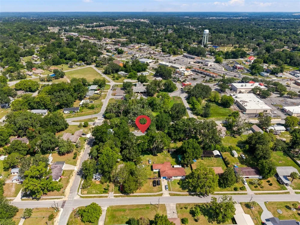 5762 S AGNEW ROAD Belleview, FL 34420