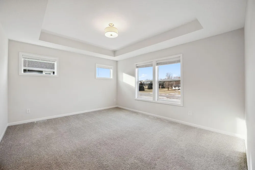 10268 Arrowwood Path Woodbury, MN 55129