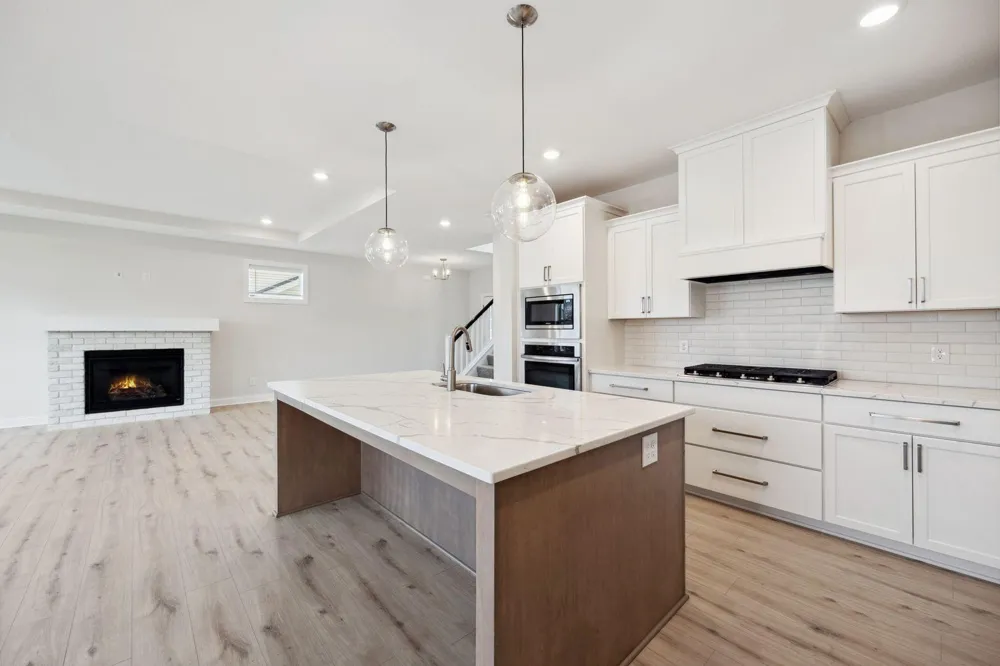 10268 Arrowwood Path Woodbury, MN 55129