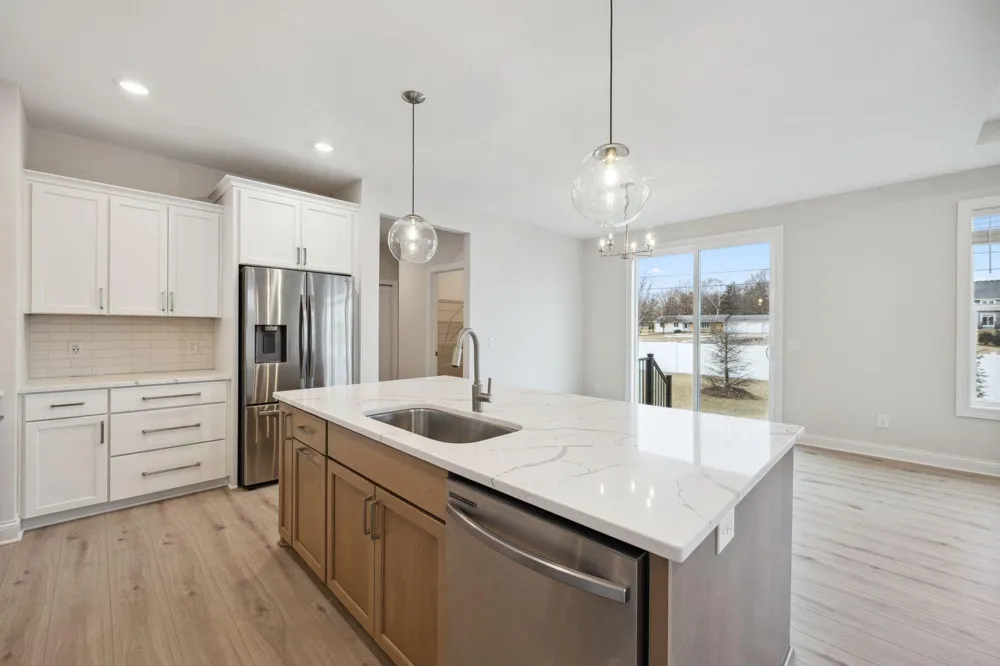 10268 Arrowwood Path Woodbury, MN 55129