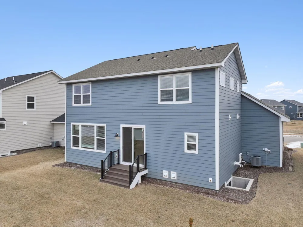 10268 Arrowwood Path Woodbury, MN 55129