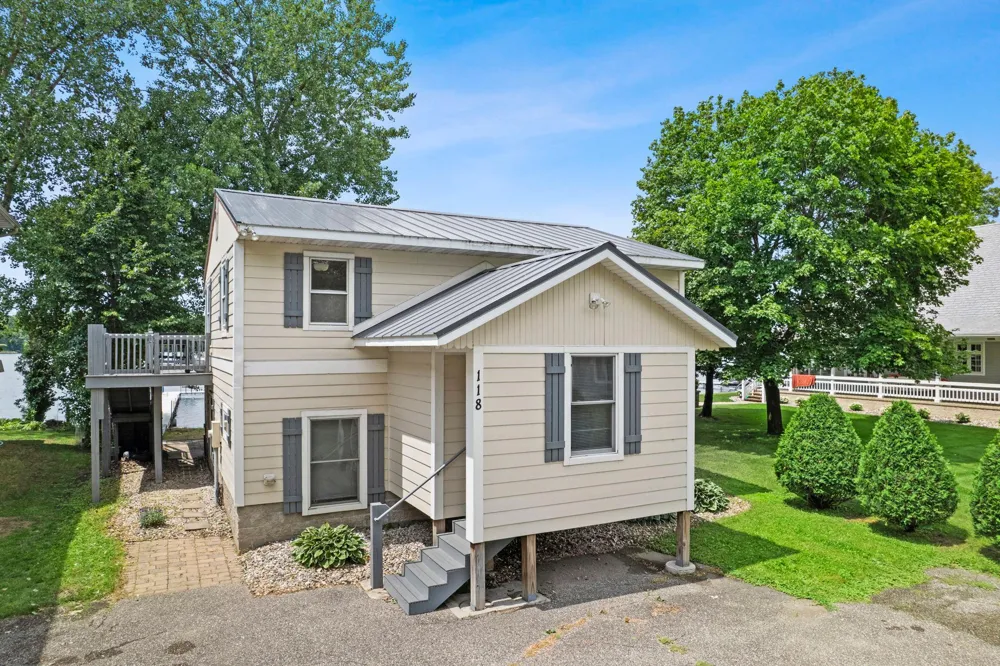 118 Willow Point Drive Elysian, MN 56028