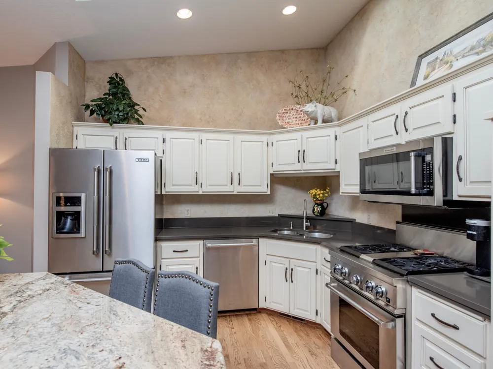 493 Sterling Street S Maplewood, MN 55119