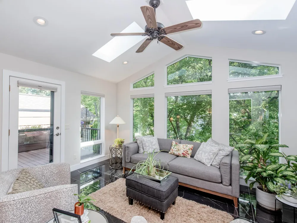 493 Sterling Street S Maplewood, MN 55119