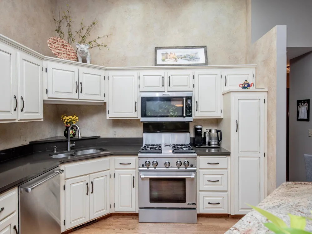 493 Sterling Street S Maplewood, MN 55119