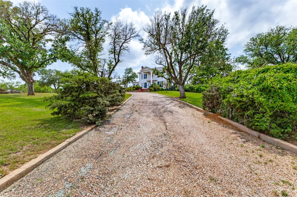 515 S Lamar Street Eastland, TX 76448