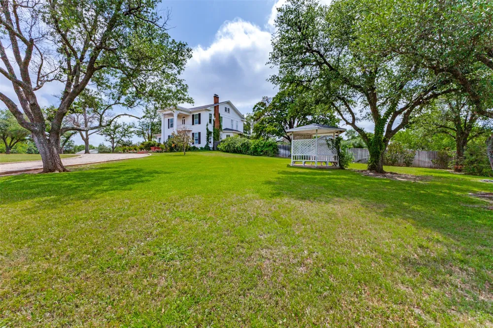 515 S Lamar Street Eastland, TX 76448
