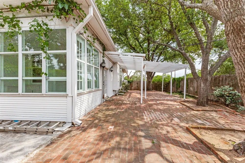 515 S Lamar Street Eastland, TX 76448