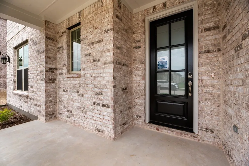 1070 Birdie Street Gunter, TX 75058