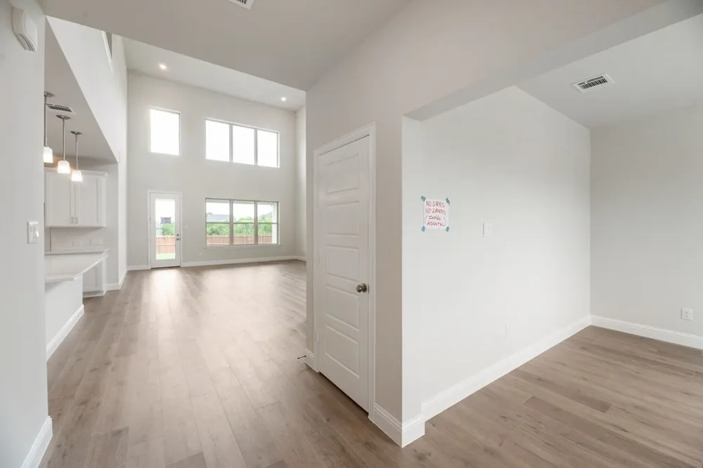 1070 Birdie Street Gunter, TX 75058