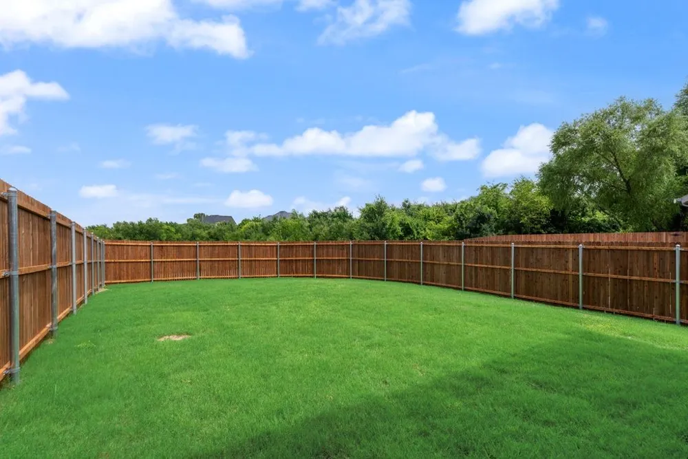 1070 Birdie Street Gunter, TX 75058
