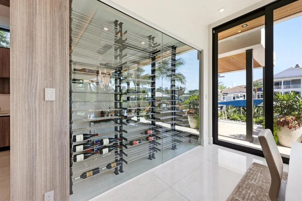 2863 NE 27th Street Fort Lauderdale, FL 33306