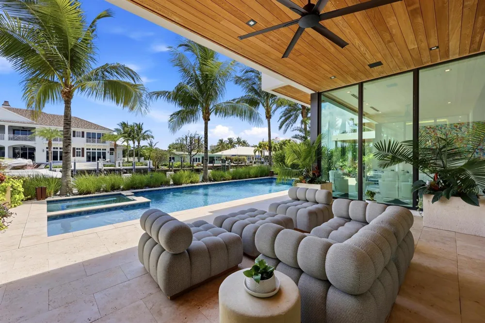 2863 NE 27th Street Fort Lauderdale, FL 33306