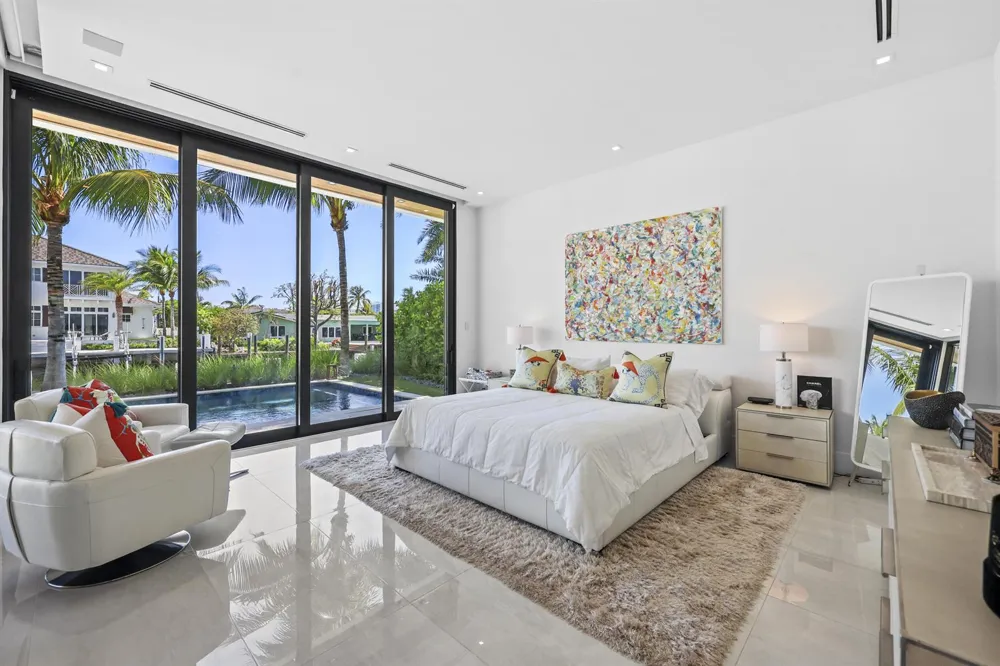 2863 NE 27th Street Fort Lauderdale, FL 33306