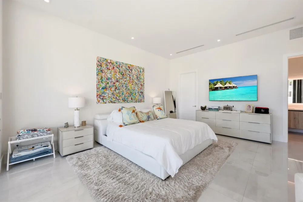 2863 NE 27th Street Fort Lauderdale, FL 33306