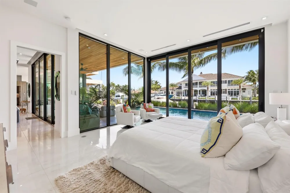 2863 NE 27th Street Fort Lauderdale, FL 33306