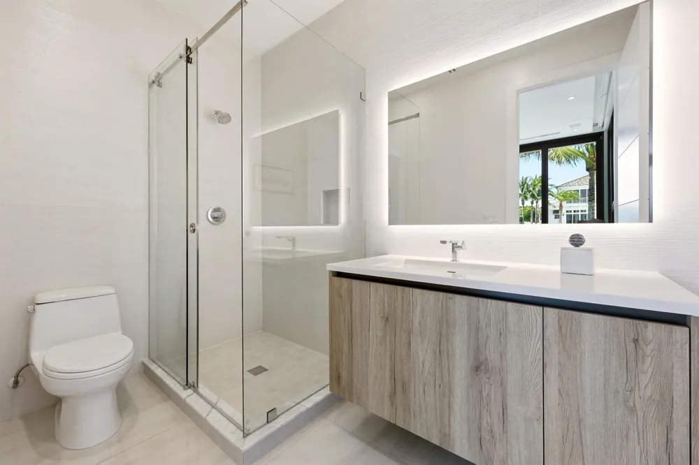 2863 NE 27th Street Fort Lauderdale, FL 33306