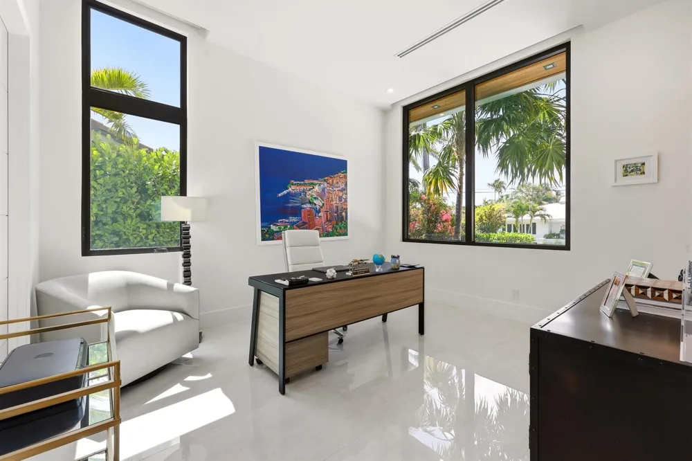 2863 NE 27th Street Fort Lauderdale, FL 33306