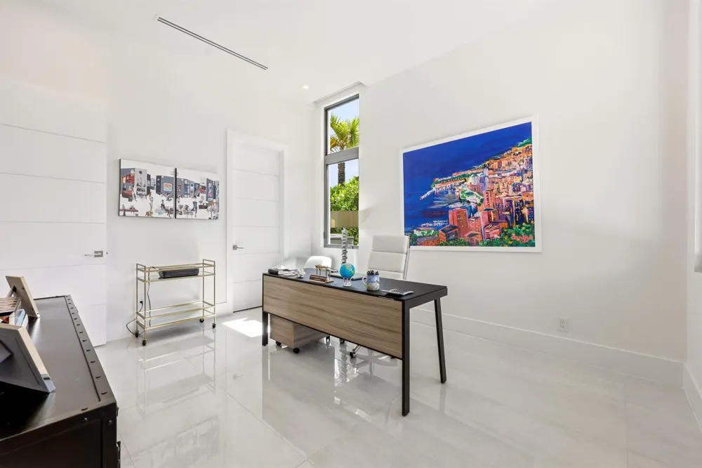 2863 NE 27th Street Fort Lauderdale, FL 33306