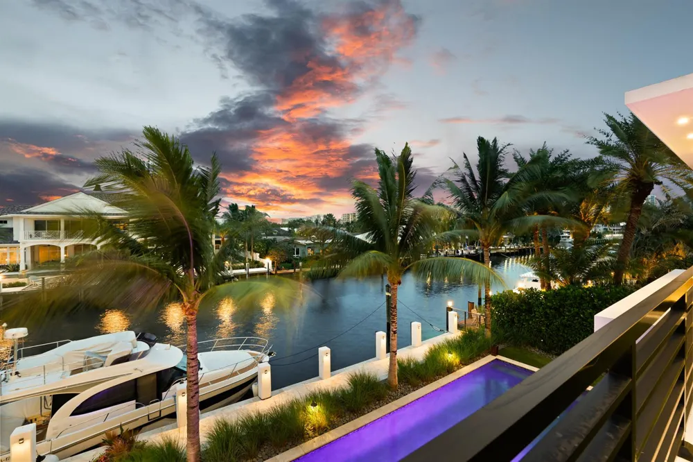 2863 NE 27th Street Fort Lauderdale, FL 33306