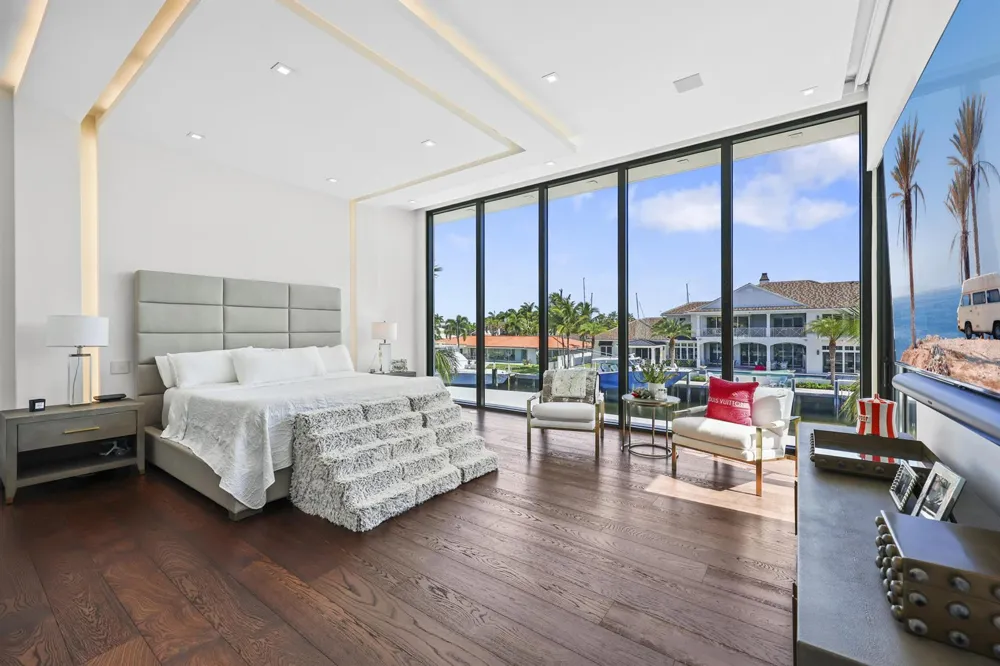 2863 NE 27th Street Fort Lauderdale, FL 33306