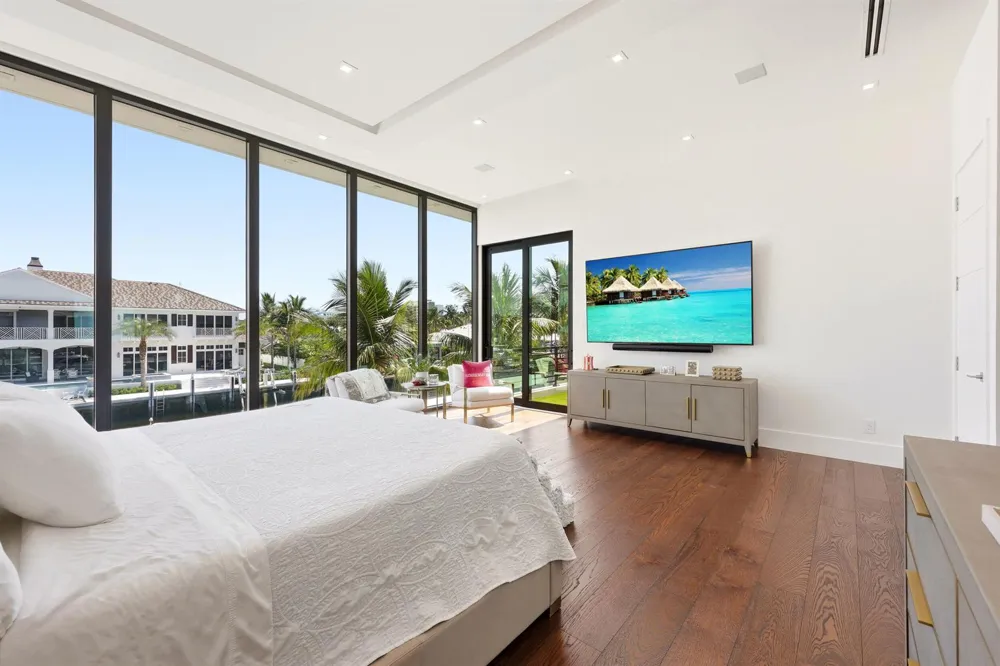 2863 NE 27th Street Fort Lauderdale, FL 33306