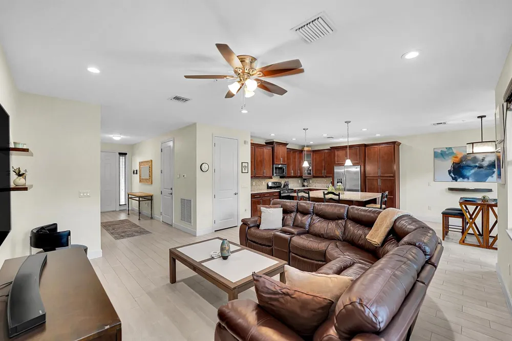 3162 NW 124th Way Sunrise, FL 33323