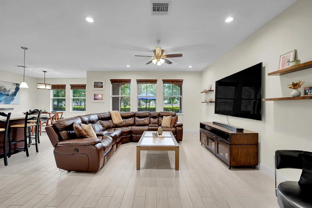 3162 NW 124th Way Sunrise, FL 33323